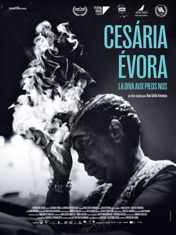 Cesaria Evora, la diva aux pieds nus